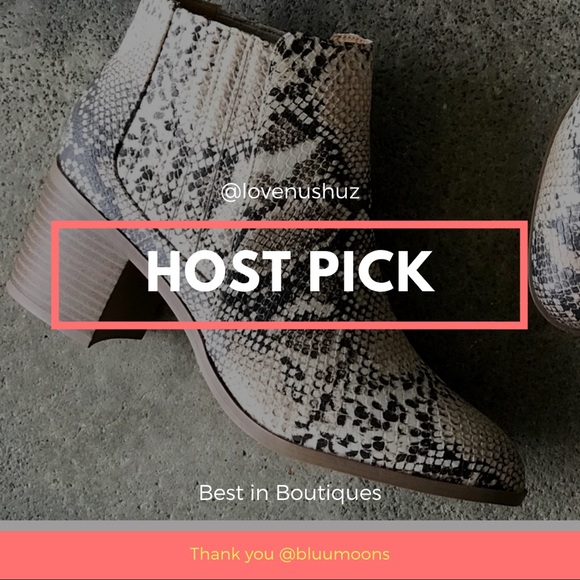 Qupid Topanga Black & White Python Snake Bootie - Picture 3 of 8